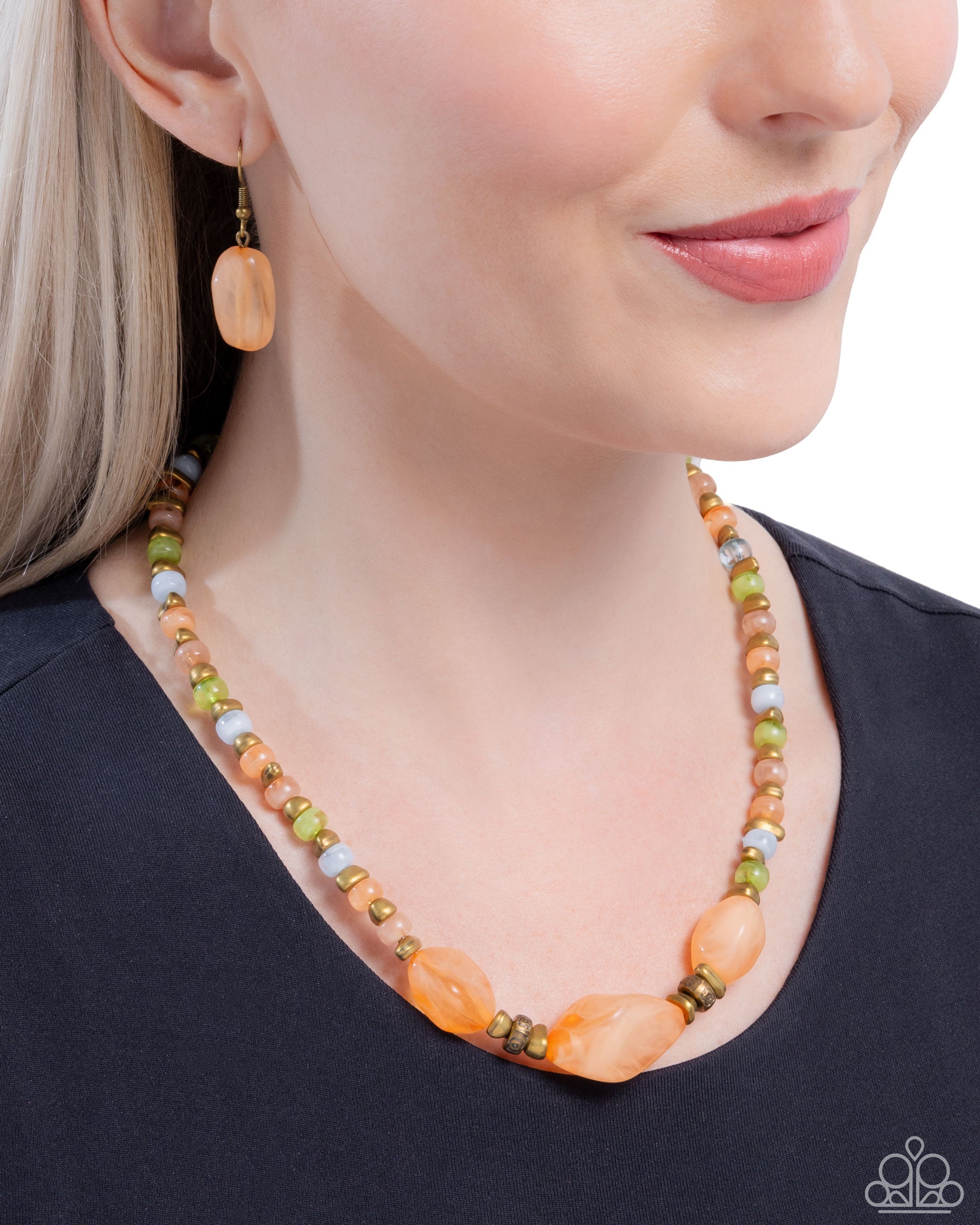 Socialite Sashay - multi - Paparazzi necklace