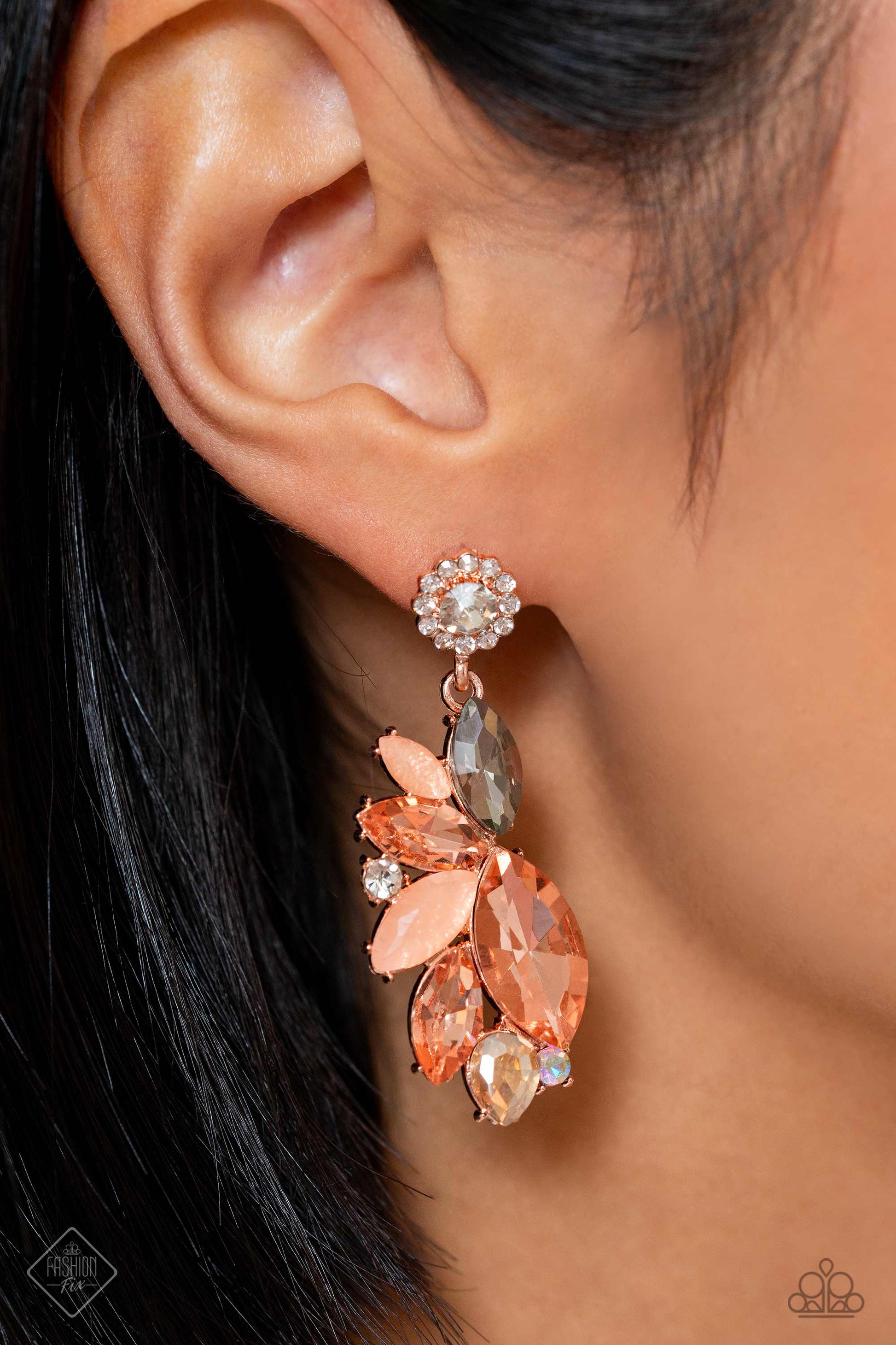 Soft Sashay - rose gold - Paparazzi earrings