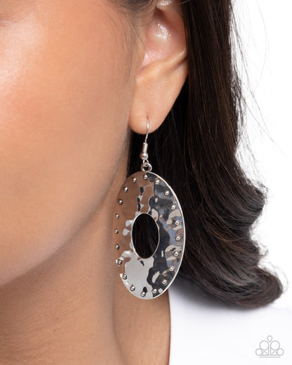 Soothing Studs - silver - Paparazzi earrings