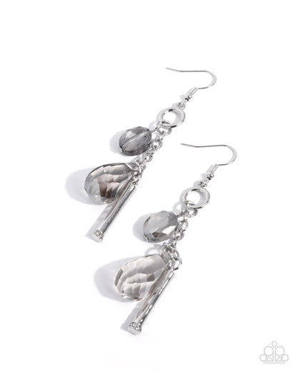 Sophisticated Status - silver - Paparazzi earrings