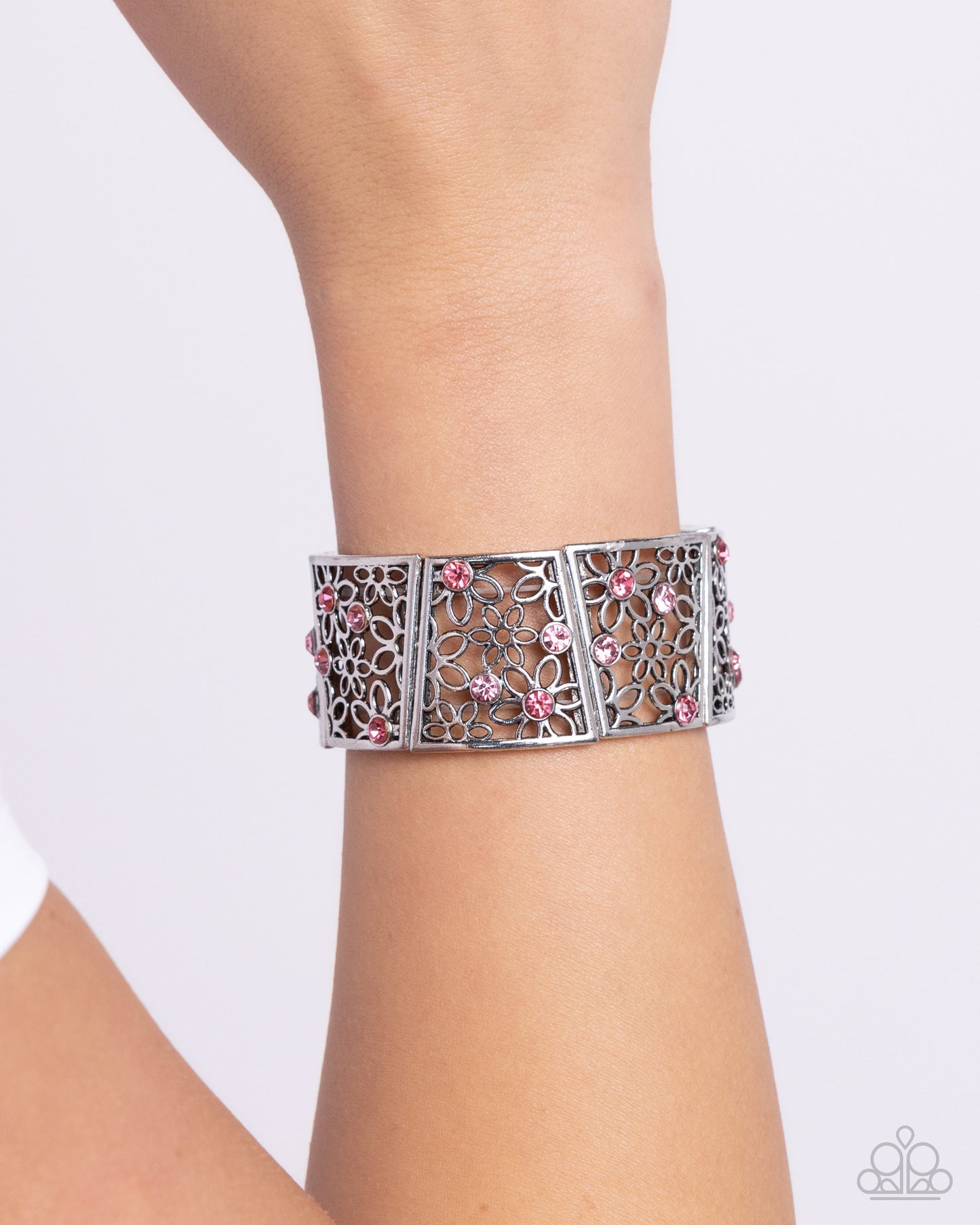 Spring Greetings - pink - Paparazzi bracelet