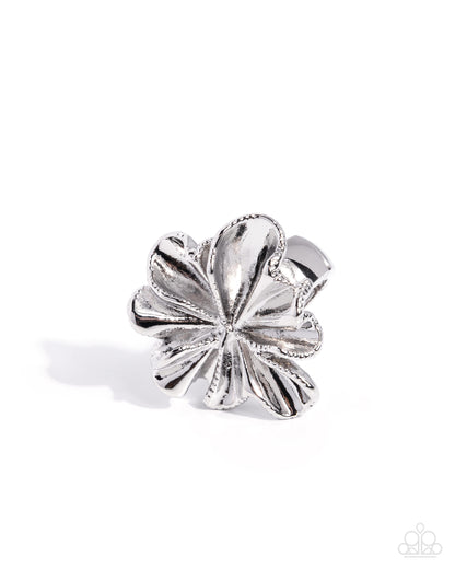 Spring Specialty - silver - Paparazzi ring