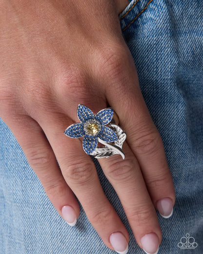 Springtime Sforzando - blue - Paparazzi ring