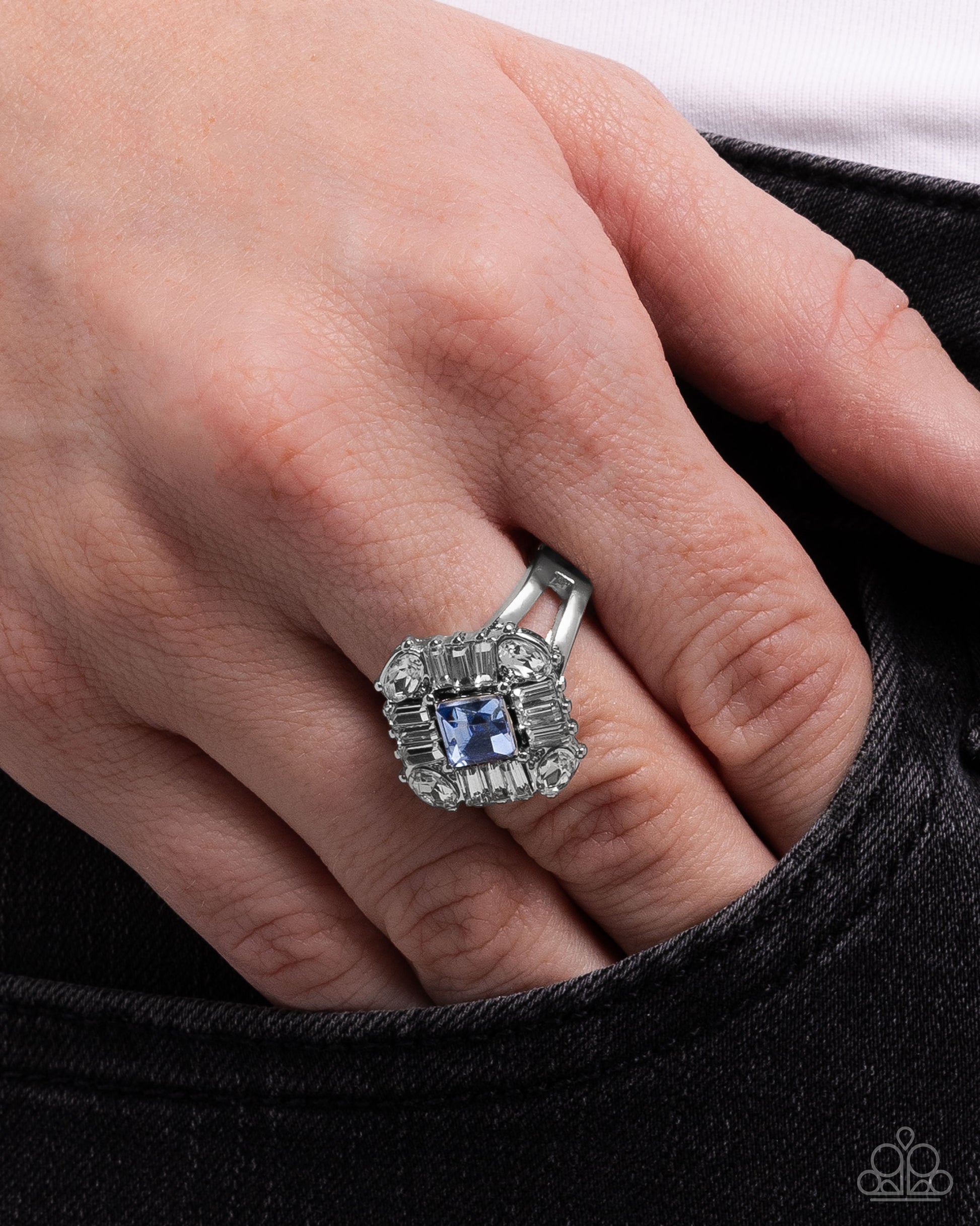 Square Formation - blue - Paparazzi ring