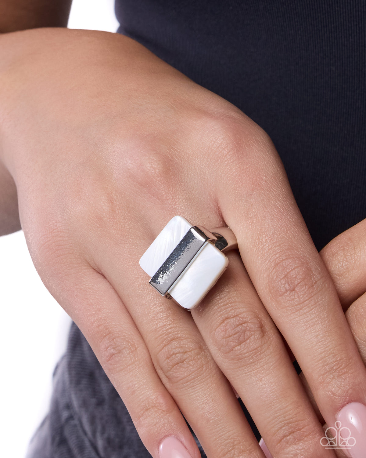 Square Sense - white - Paparazzi ring
