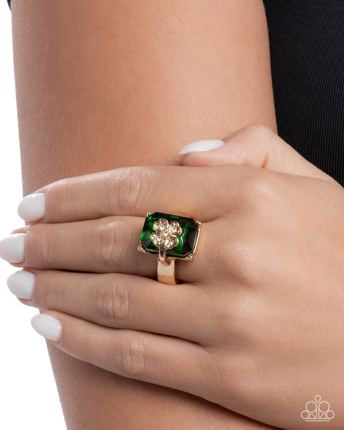 St. Patricks Shimmer - gold - Paparazzi ring