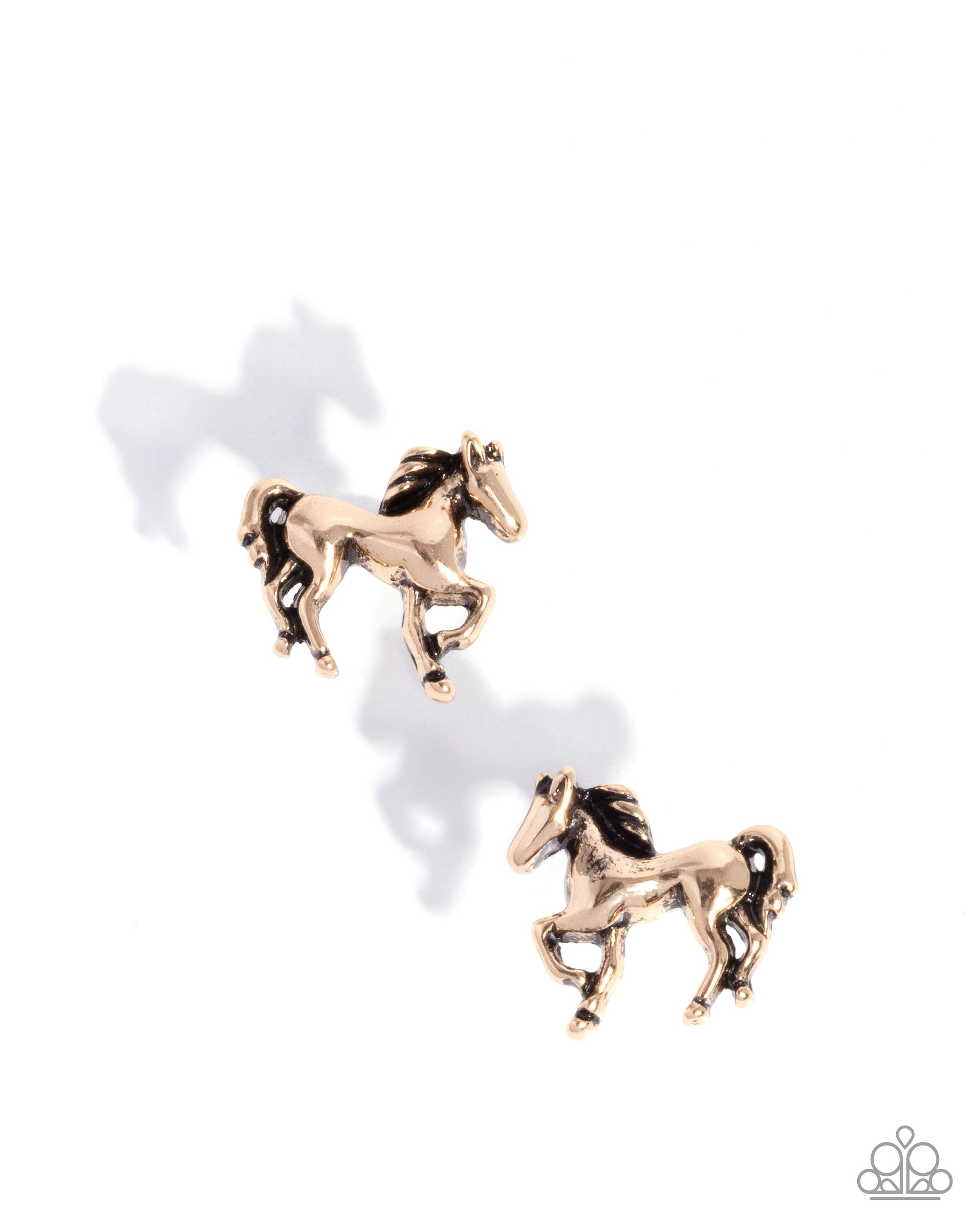 Stallion Selfie - gold - Paparazzi earrings