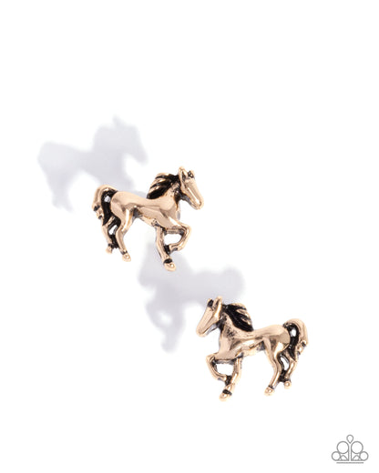 Stallion Selfie - gold - Paparazzi earrings