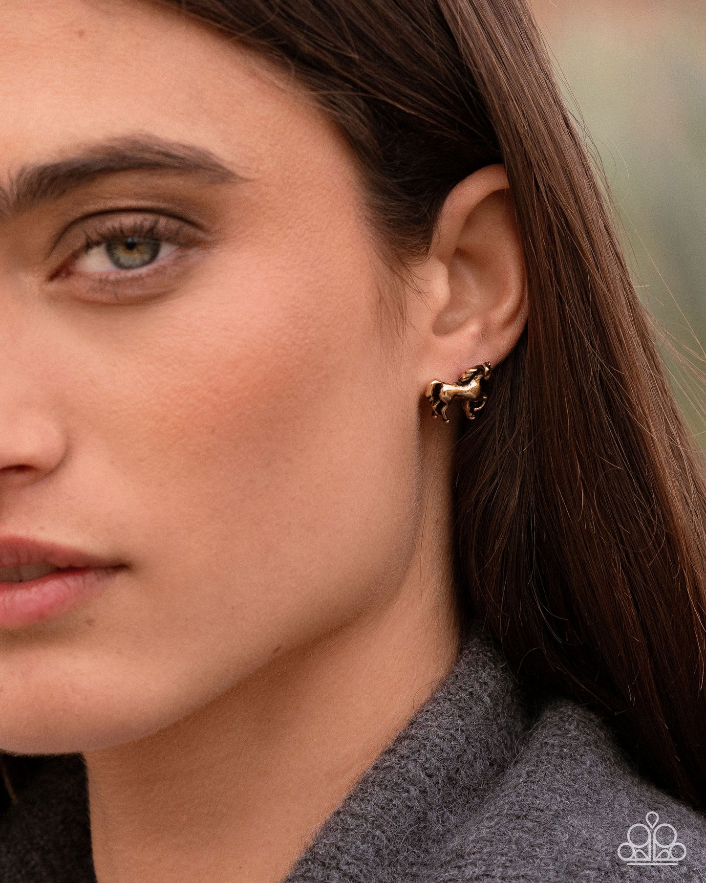 Stallion Selfie - gold - Paparazzi earrings