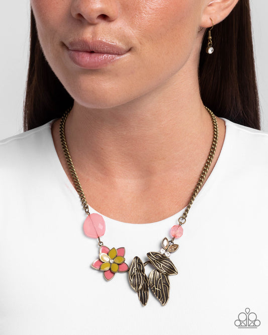 Standing Shimmer - brass - Paparazzi necklace