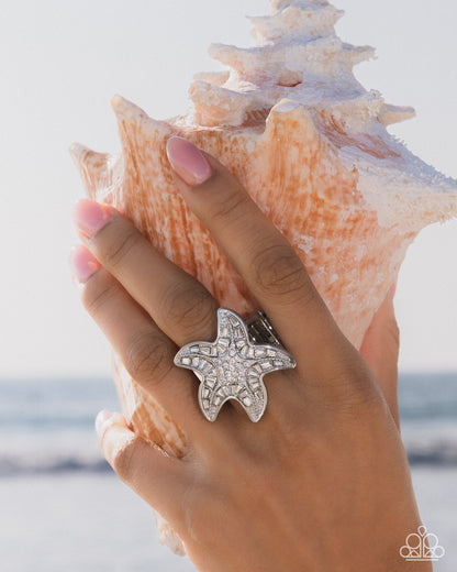 Starfish Scope - white - Paparazzi ring