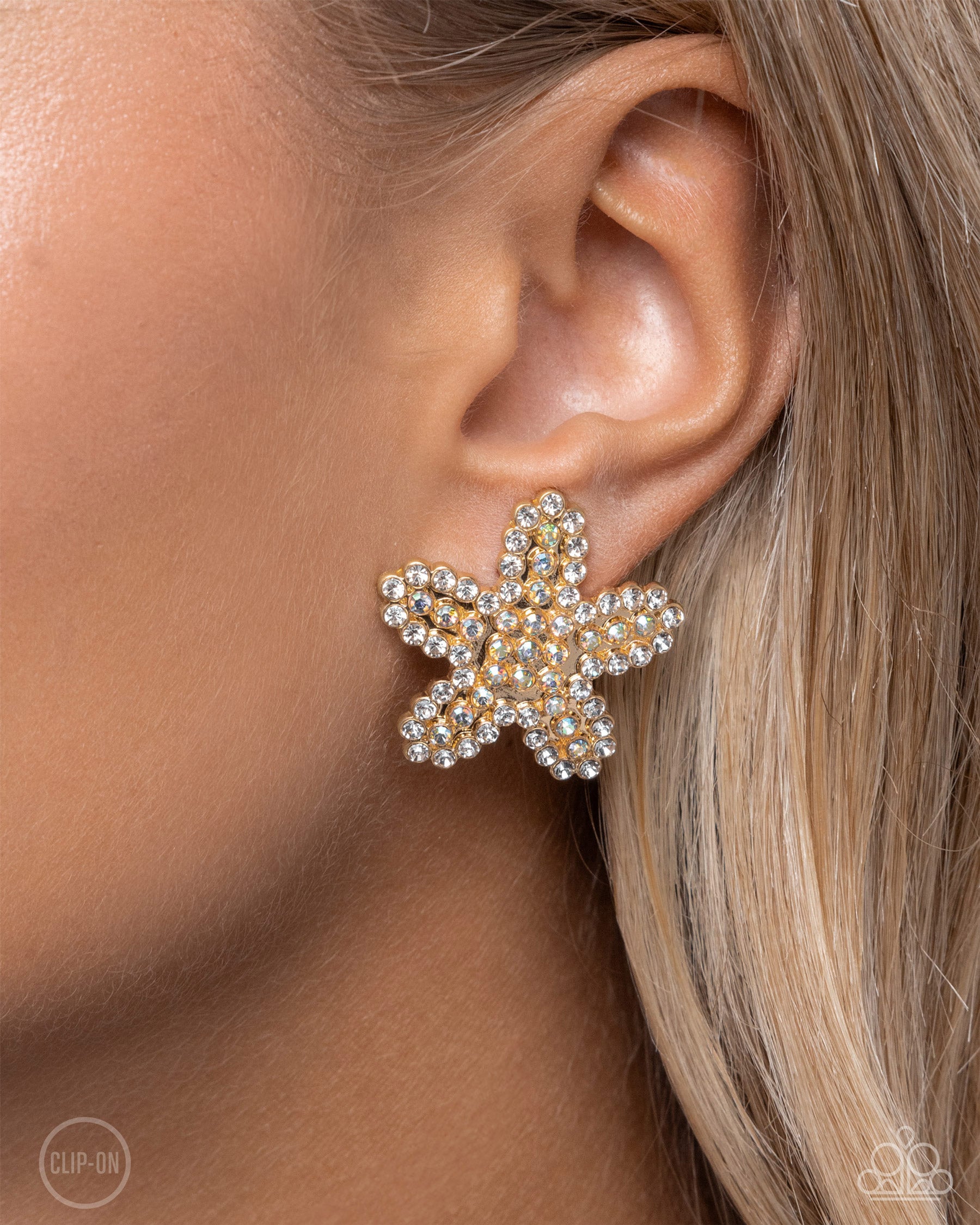 Starfish Serenade - gold - Paparazzi CLIP ON earrings