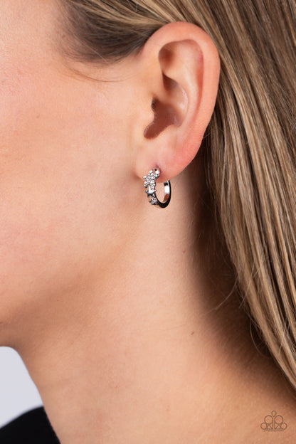 Starfish Showpiece - white - Paparazzi earrings