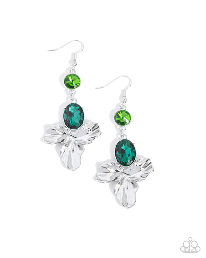 Staying Loose - green - Paparazzi earrings