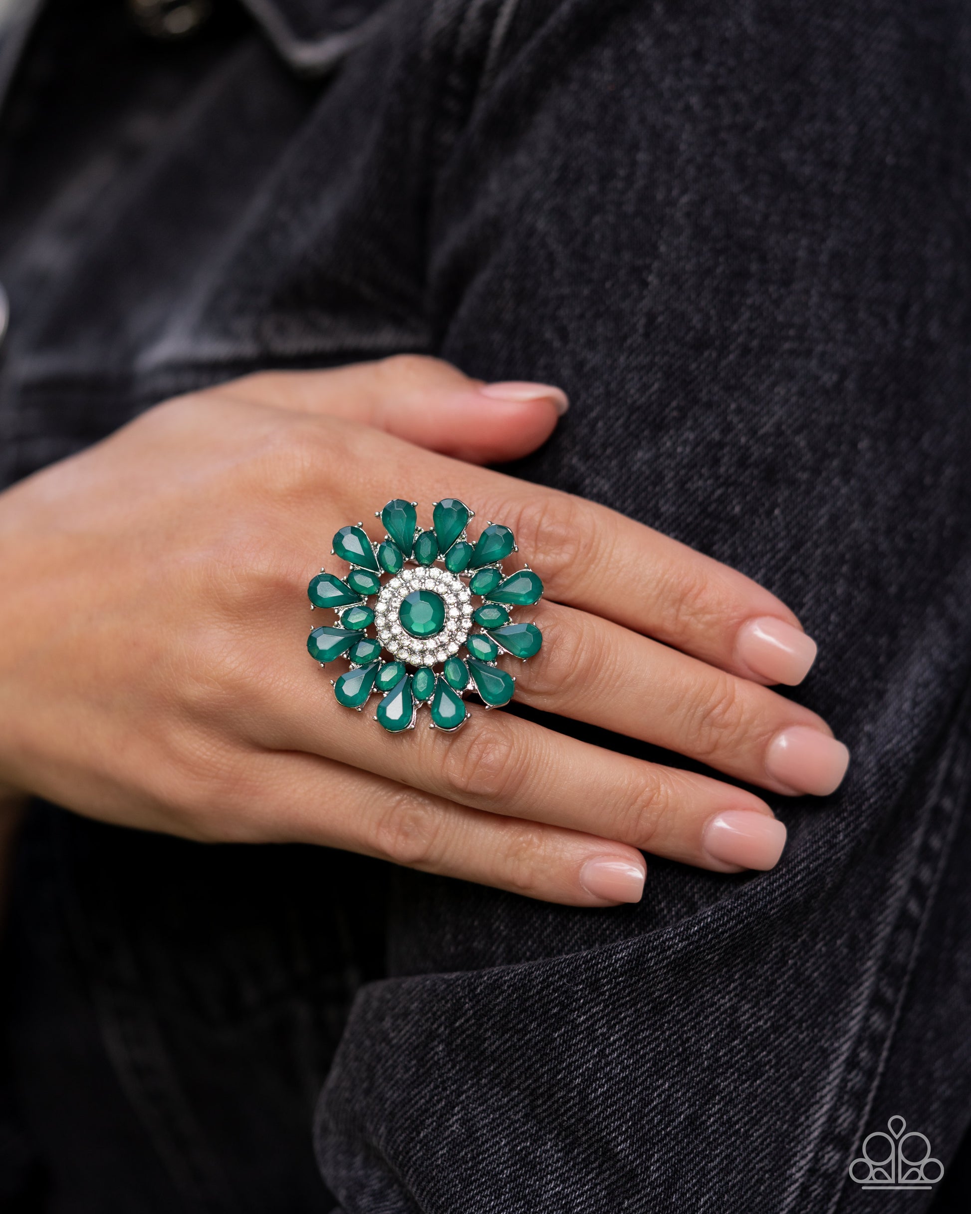 Steady Shimmer - green - Paparazzi ring