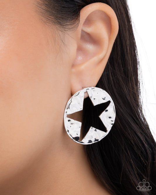 Stellar Saloon - silver - Paparazzi earrings