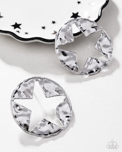 Stellar Saloon - silver - Paparazzi earrings