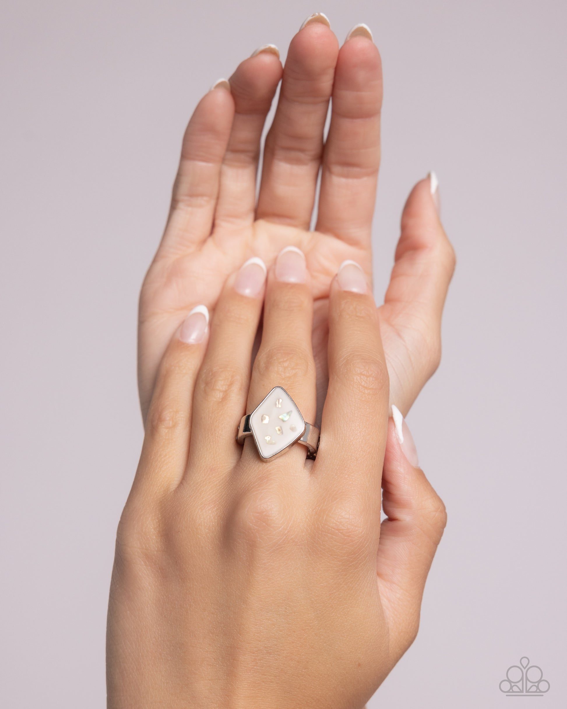 Stellar Shores - white - Paparazzi ring