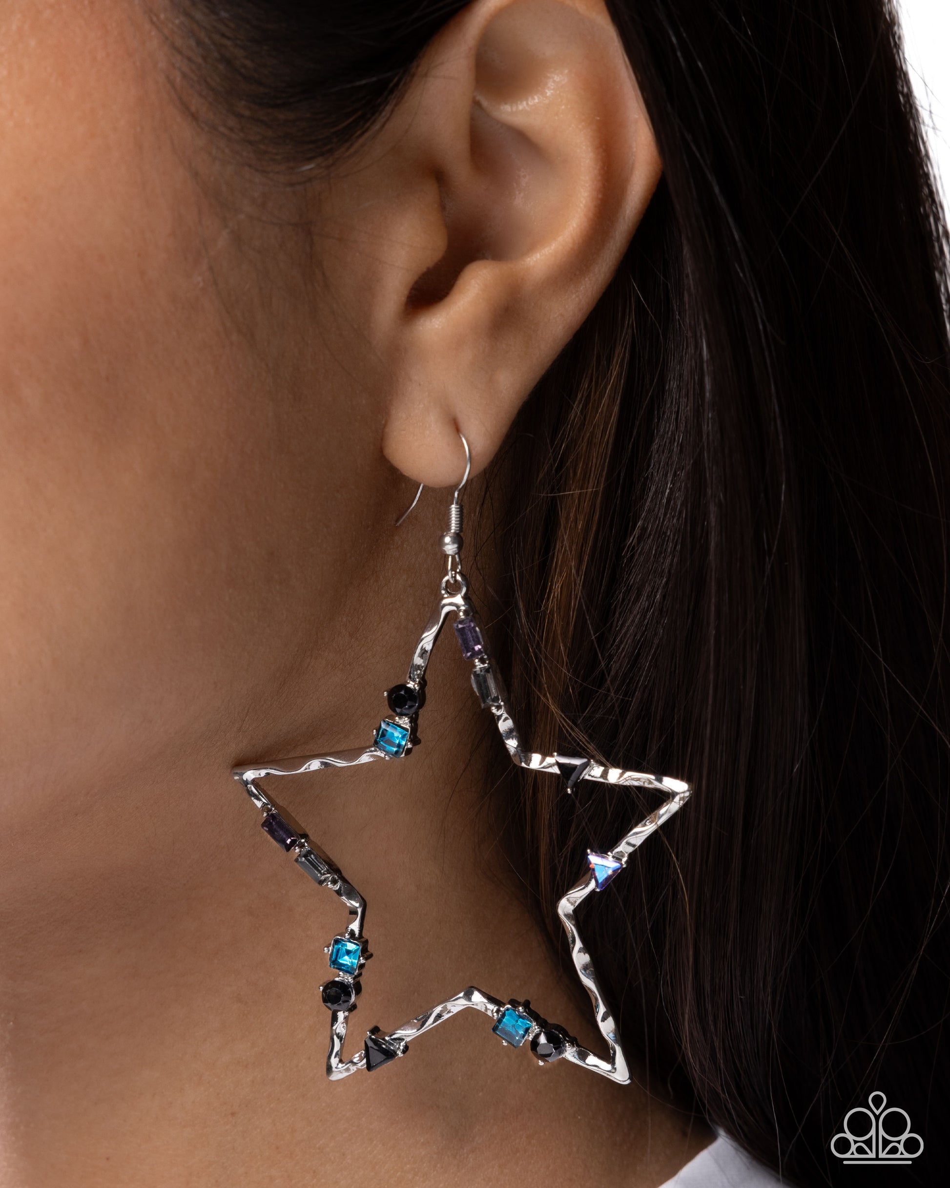 Stellar Spell - black - Paparazzi earrings
