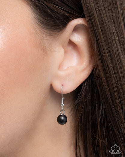 Stony Strength - black - Paparazzi necklace