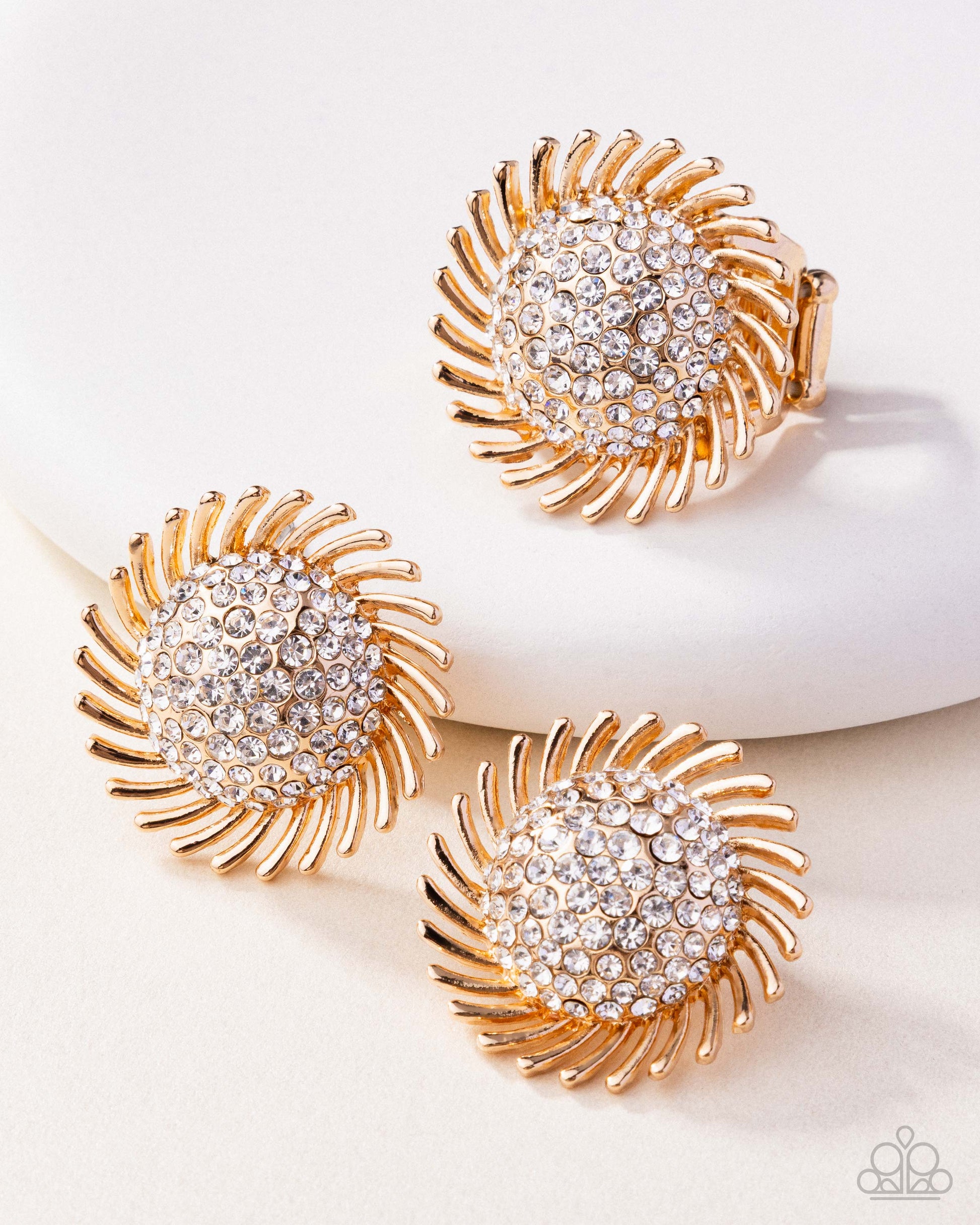 Strategic Show - gold - Paparazzi complete set