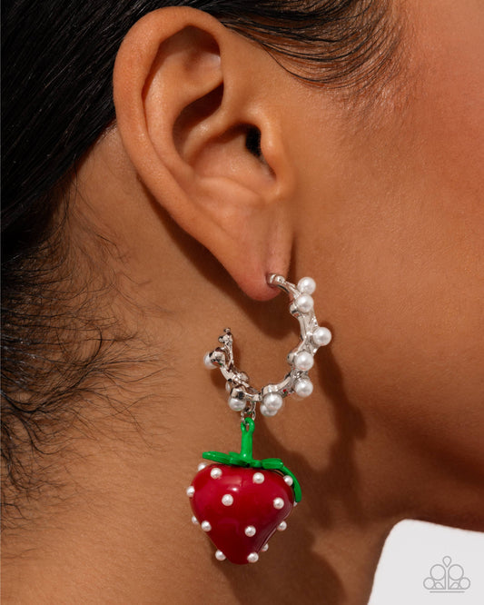 Strawberry Picnic - red - Paparazzi earrings
