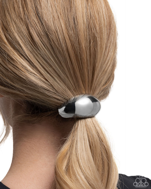 Striking Selfie - silver - Paparazzi hair tie