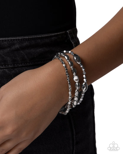 Striking Stack - silver - Paparazzi bracelet