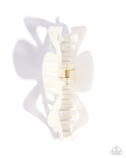 Striped State of Mind - multi (white) - Paparazzi hair clip