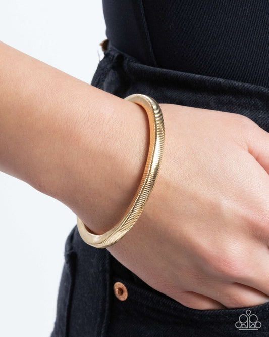 Stubborn Simplicity - gold - Paparazzi bracelet