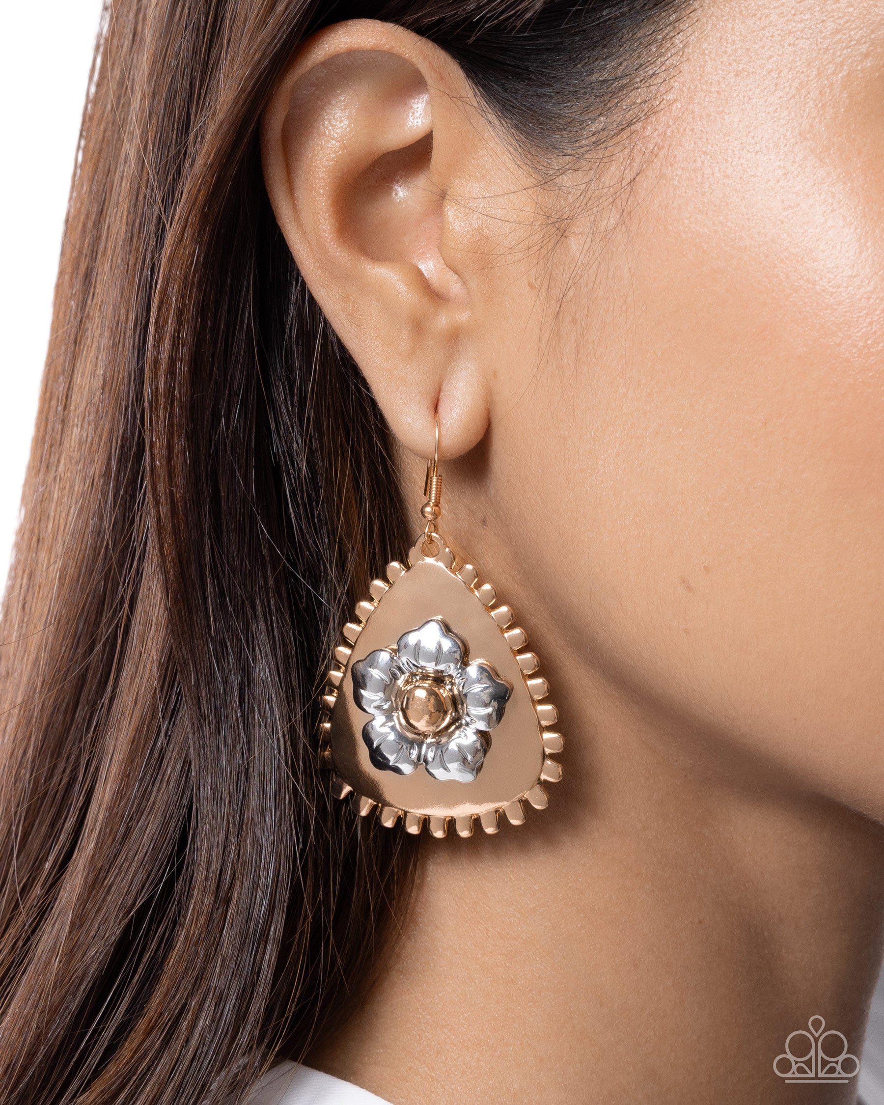 Studded Scope - multi - Paparazzi earrings