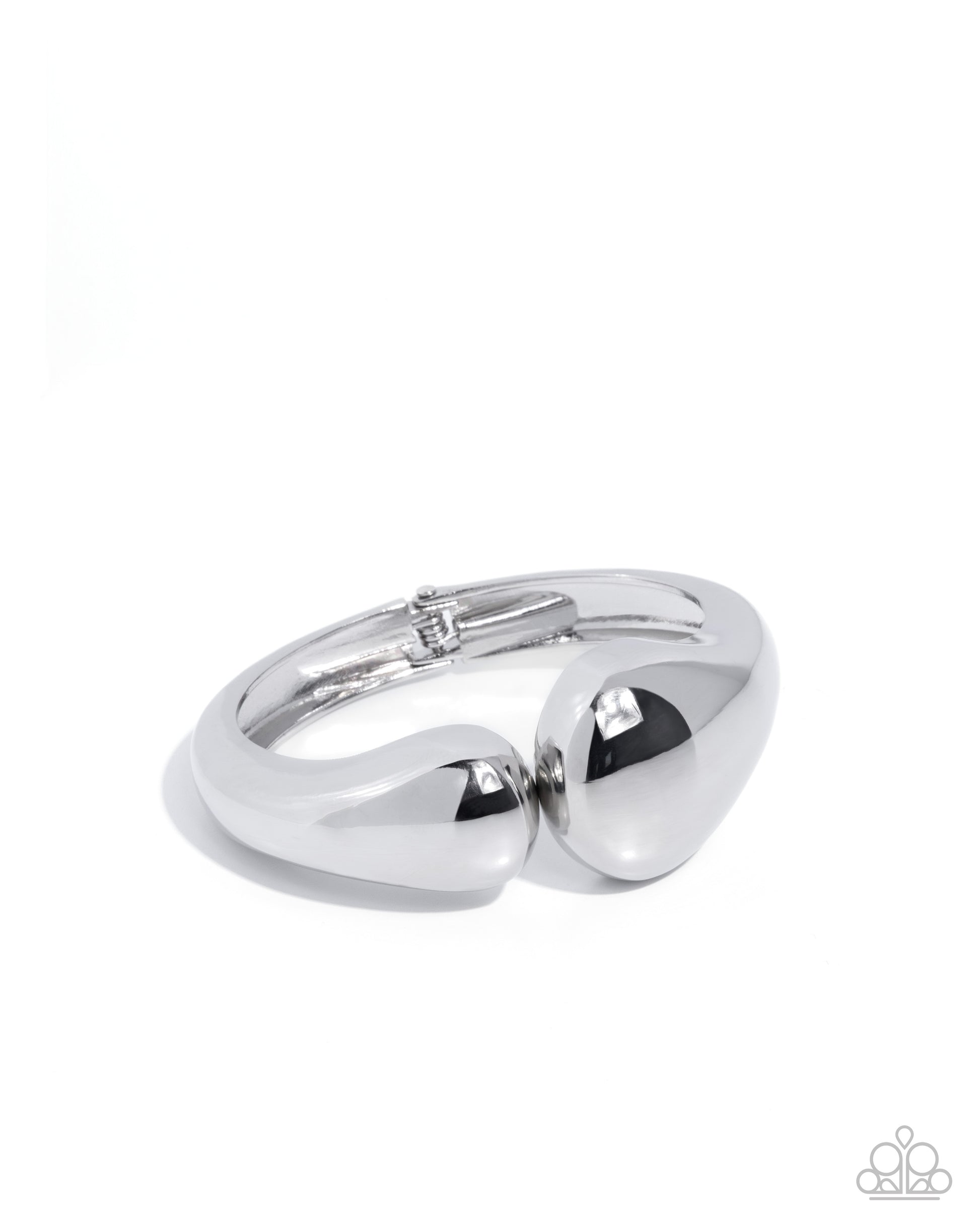 Stunning Sculpture - silver - Paparazzi bracelet