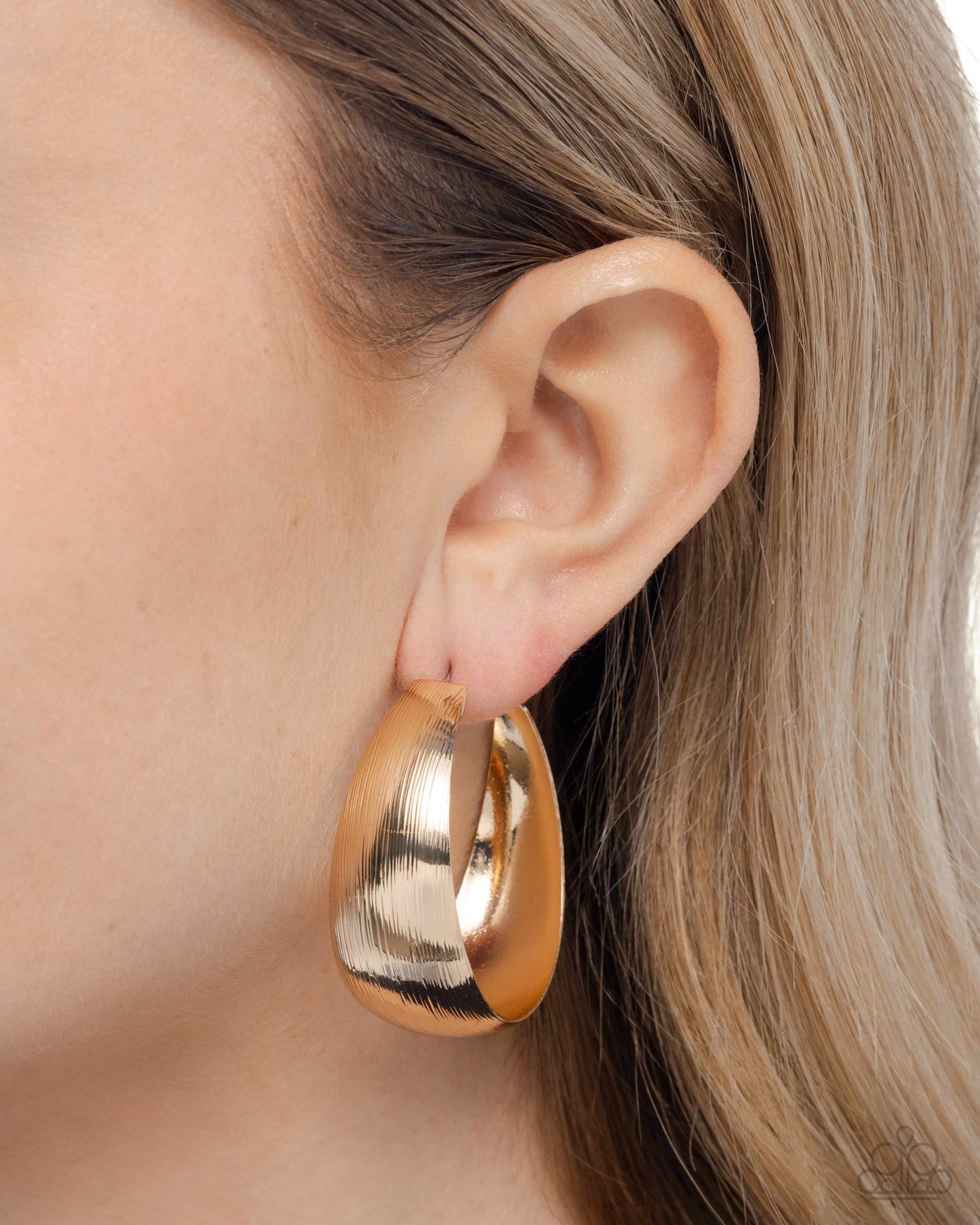 Subtle Sheen - gold - Paparazzi earrings
