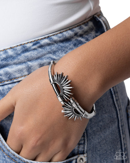 Sunburst Spell - silver - Paparazzi bracelet