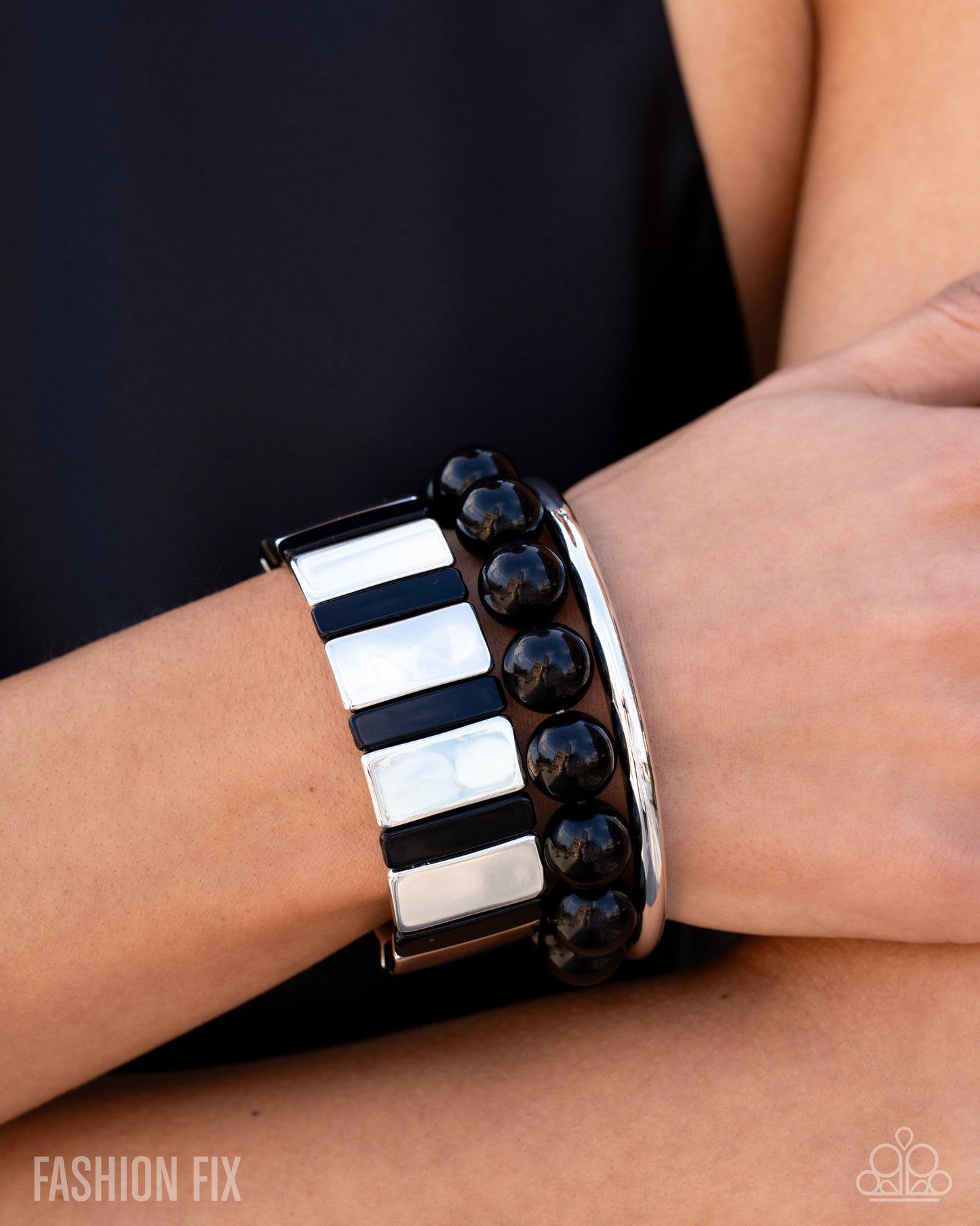 Sunset Sightings Complete Look - June 2026 - Paparazzi Accessories Trend Blend