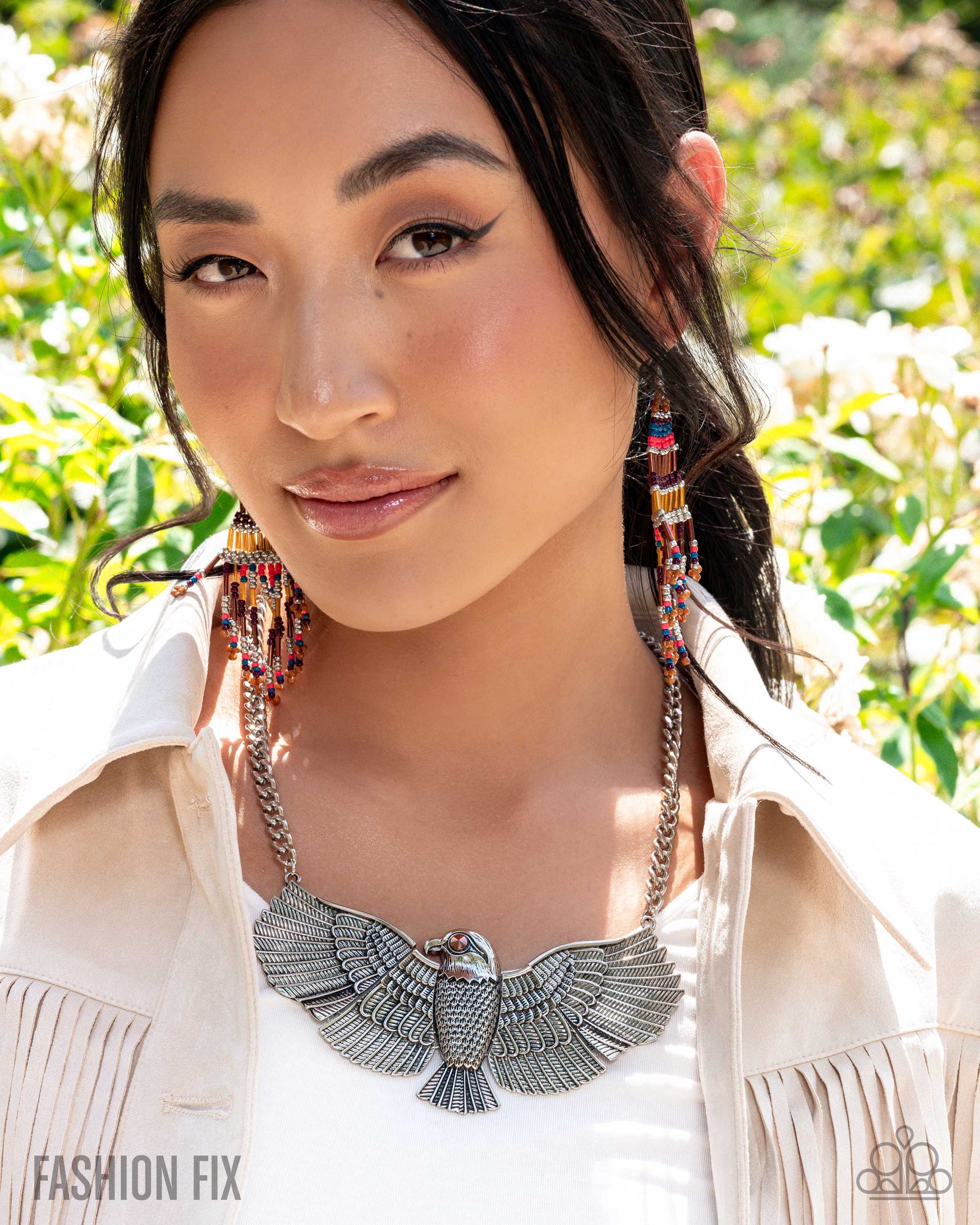 Proud as an Eagle's Scream - silver - Paparazzi necklace