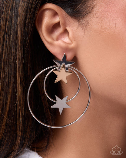 Superstar Sashay - silver - Paparazzi earrings