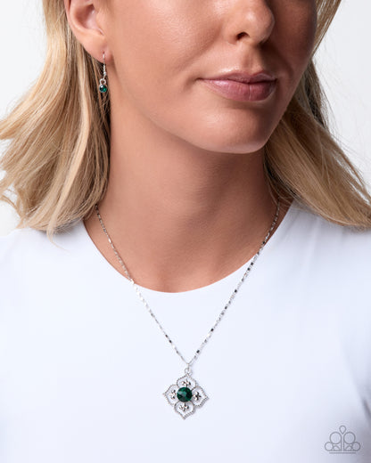 Supreme Elegance - green - Paparazzi necklace