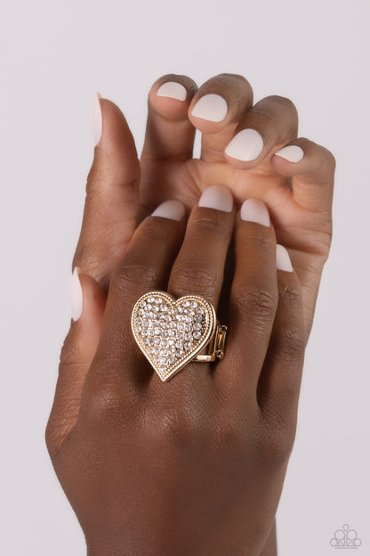 Sweet Serendipity - gold - Paparazzi ring