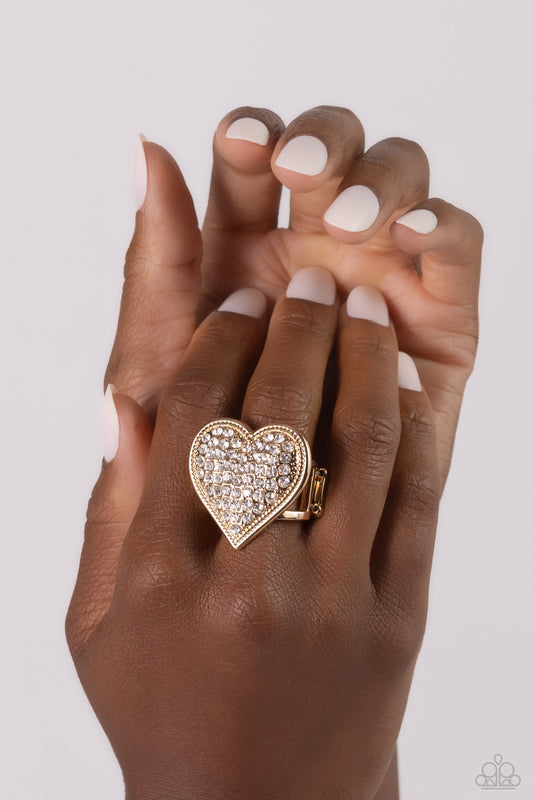 Sweet Serendipity - gold - Paparazzi ring