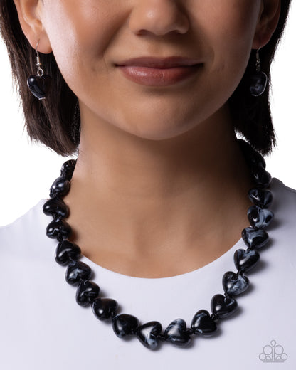 Sweetheart Scope - black - Paparazzi necklace