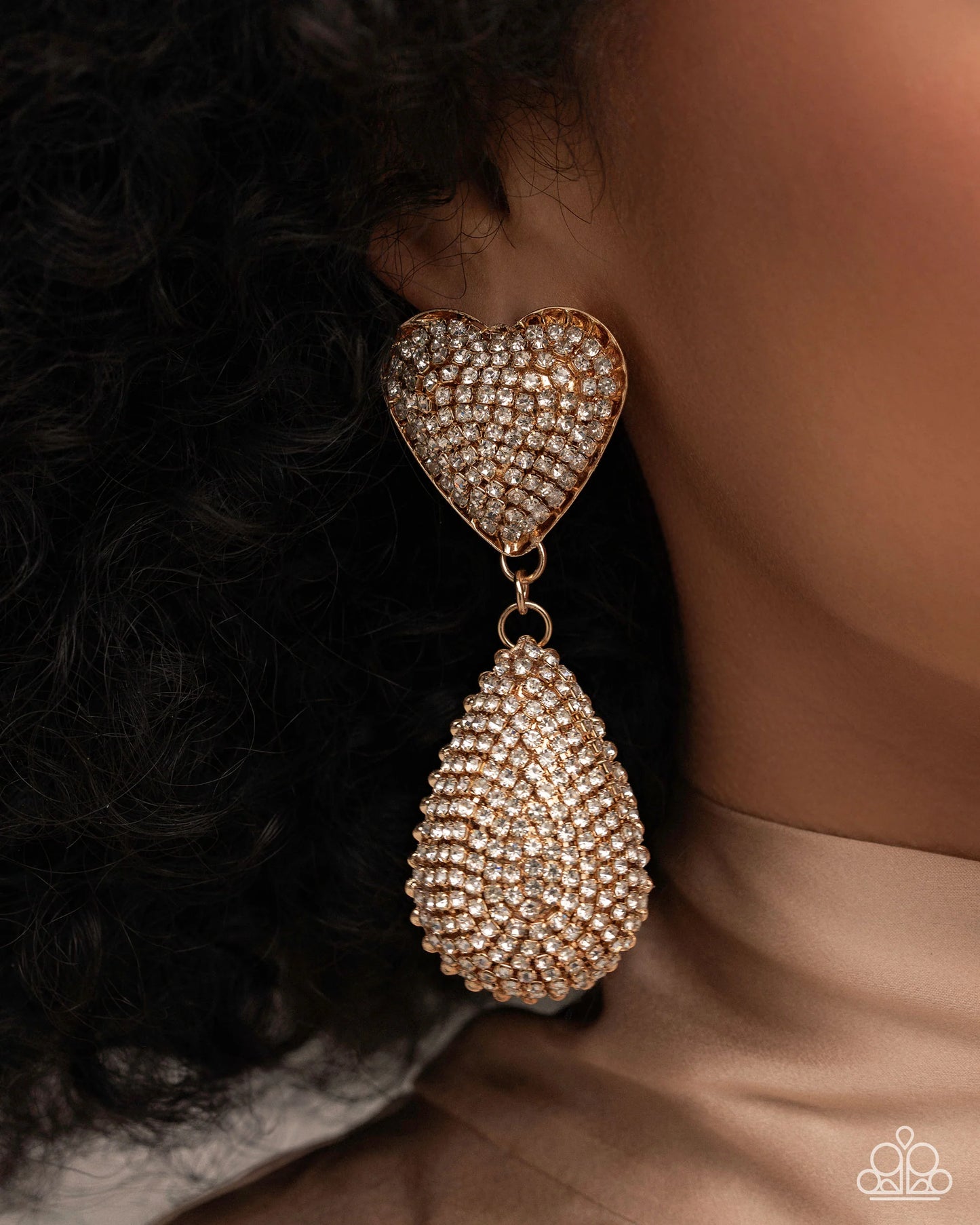 Sweetheart Sway - gold - Paparazzi earrings