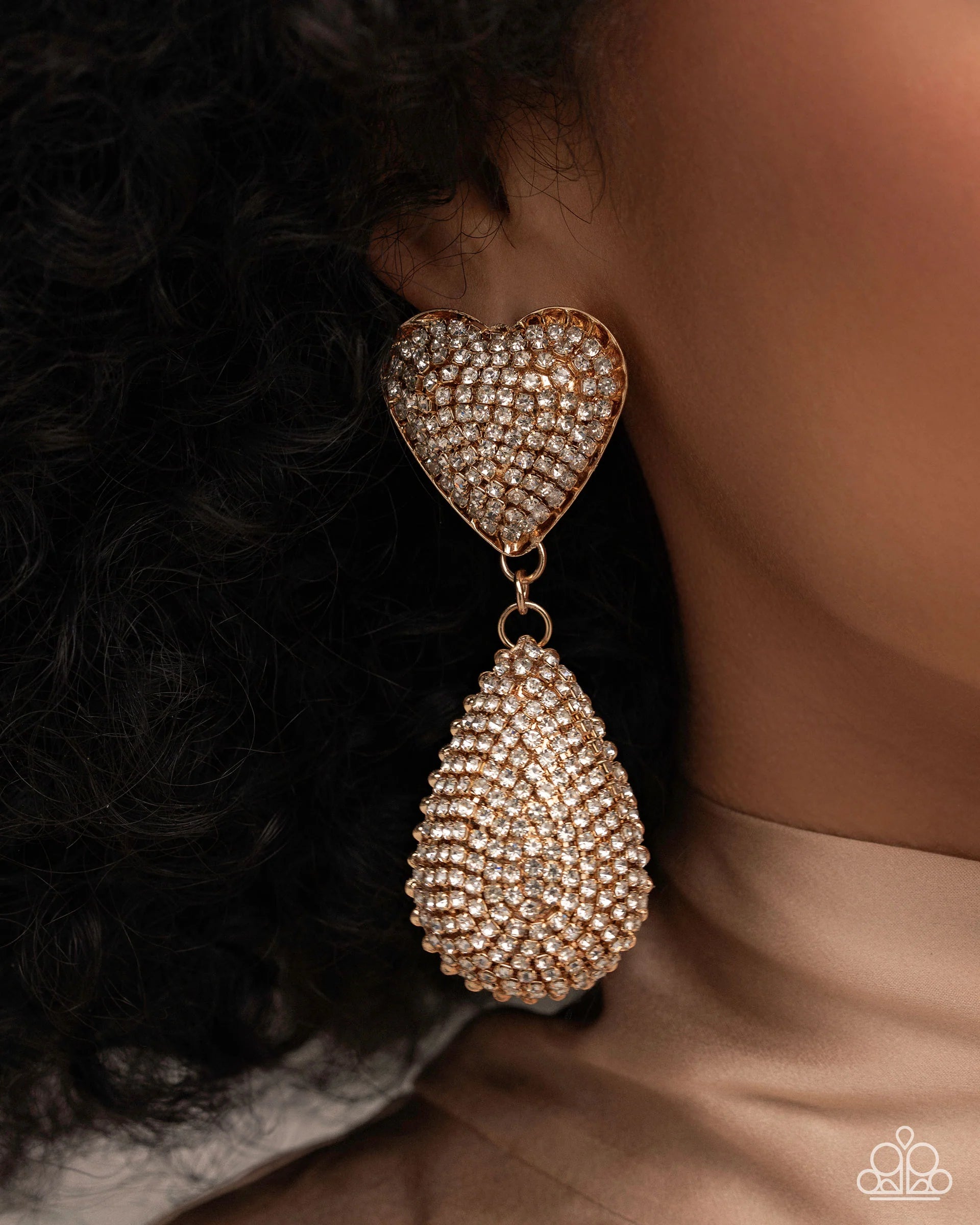 Sweetheart Sway - gold - Paparazzi earrings