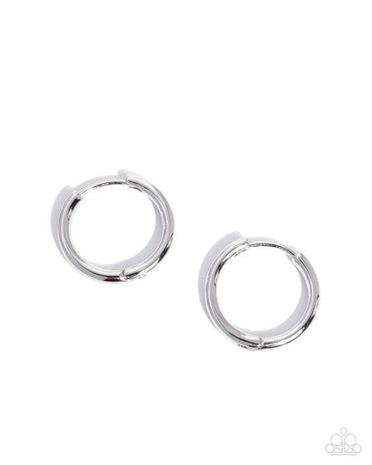 Swooning Sheen - silver - Paparazzi earrings