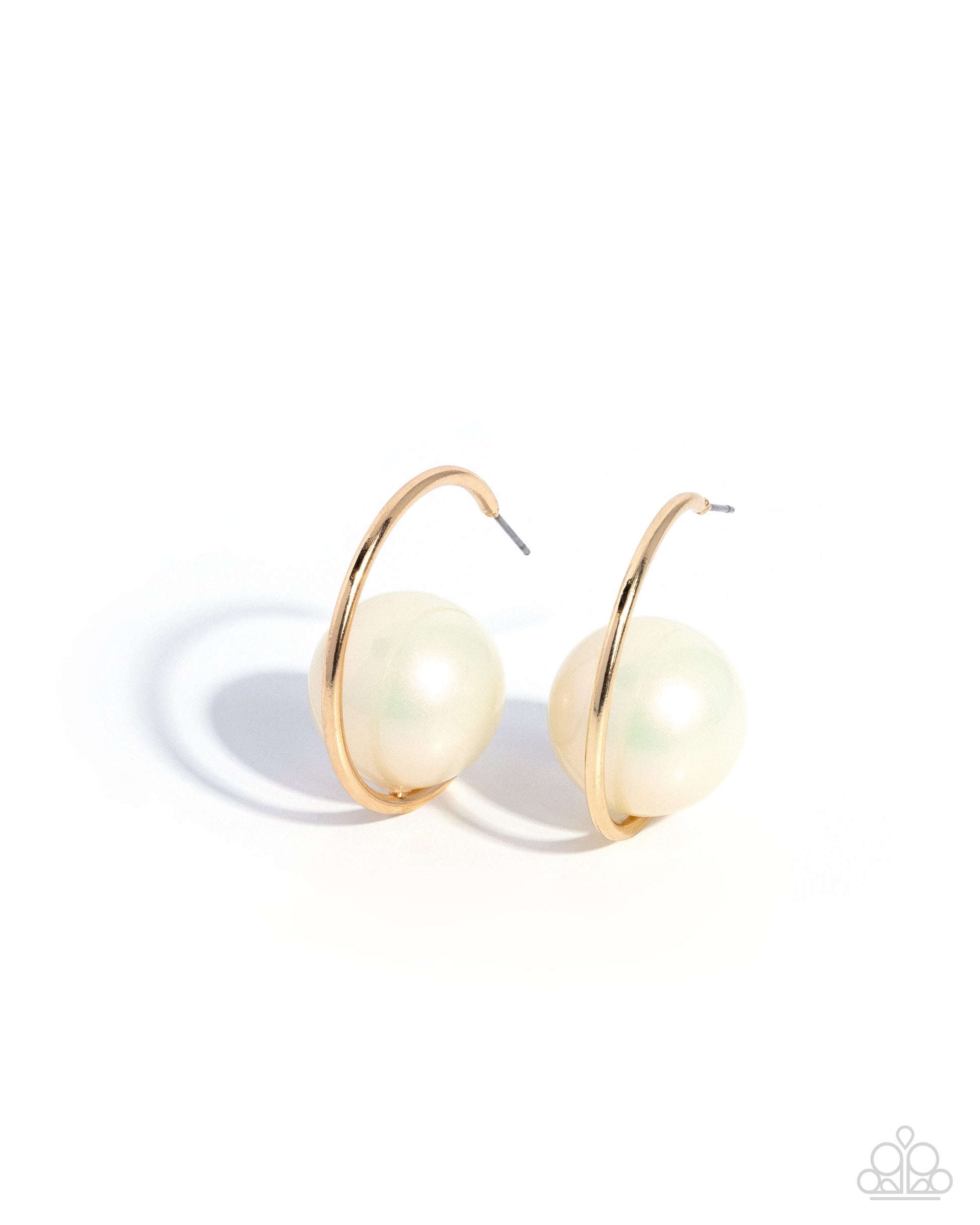 Tailored Taste - gold - Paparazzi earrings