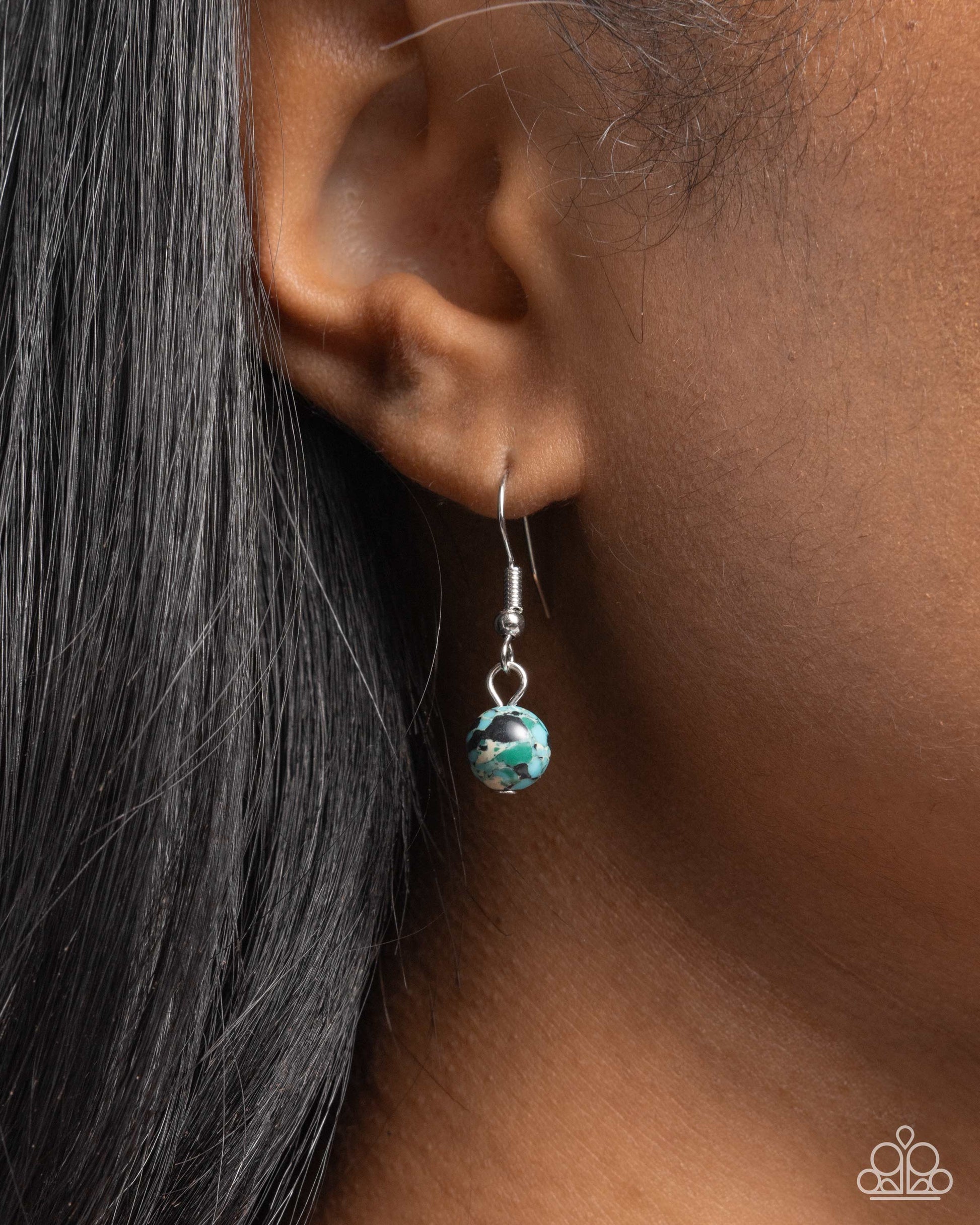 Tailored Tiers - green - Paparazzi necklace