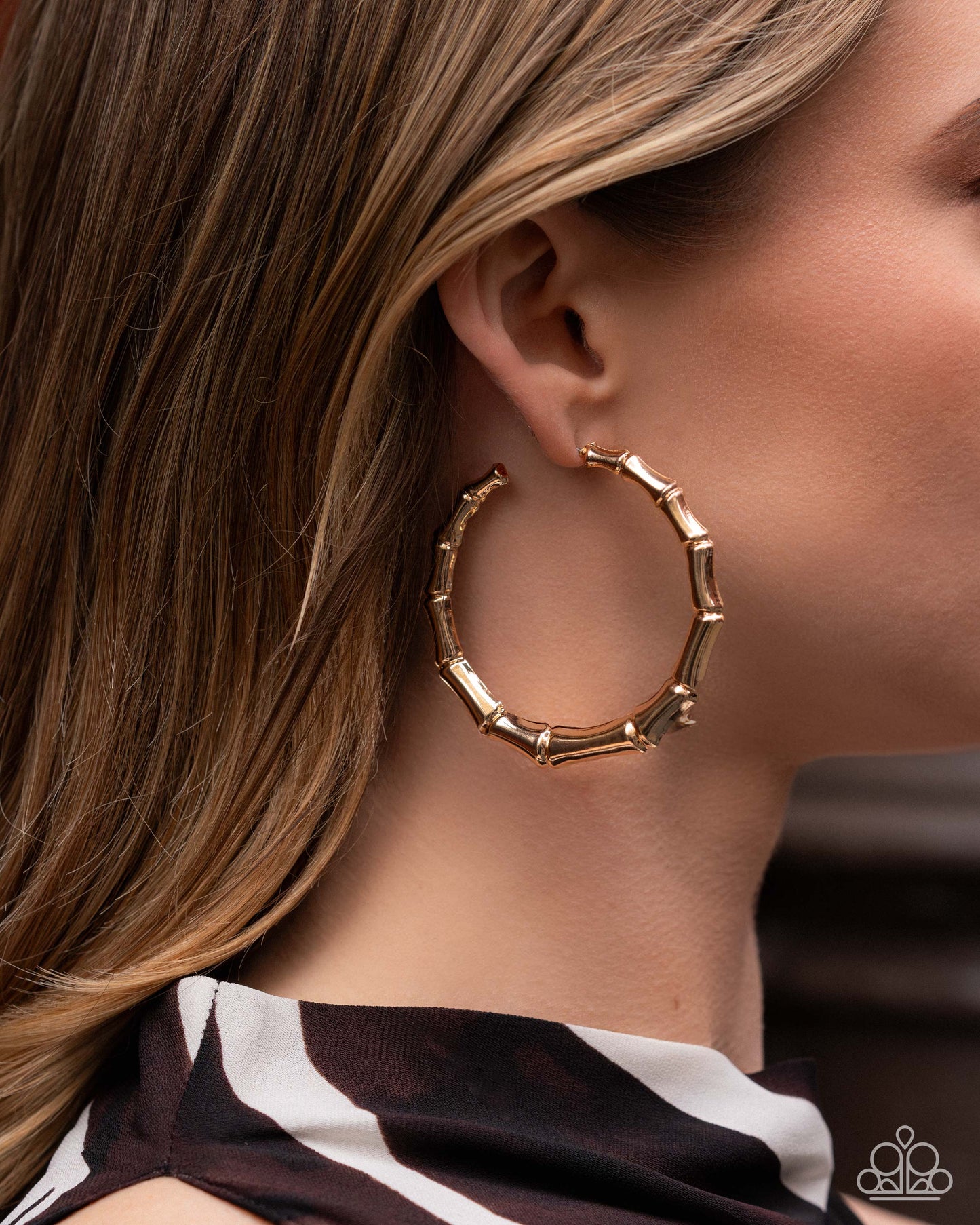 Tailored Tribute - gold - Paparazzi earrings