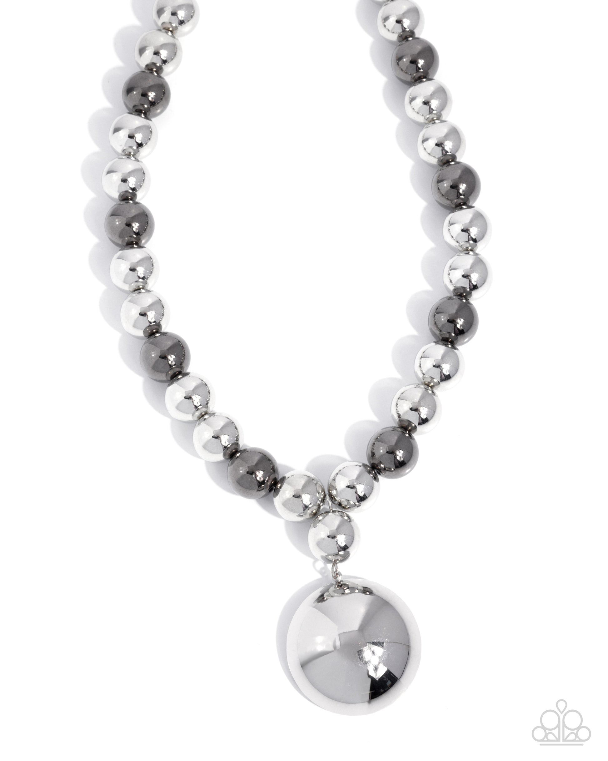 Taking A Shine To - silver - Paparazzi necklace