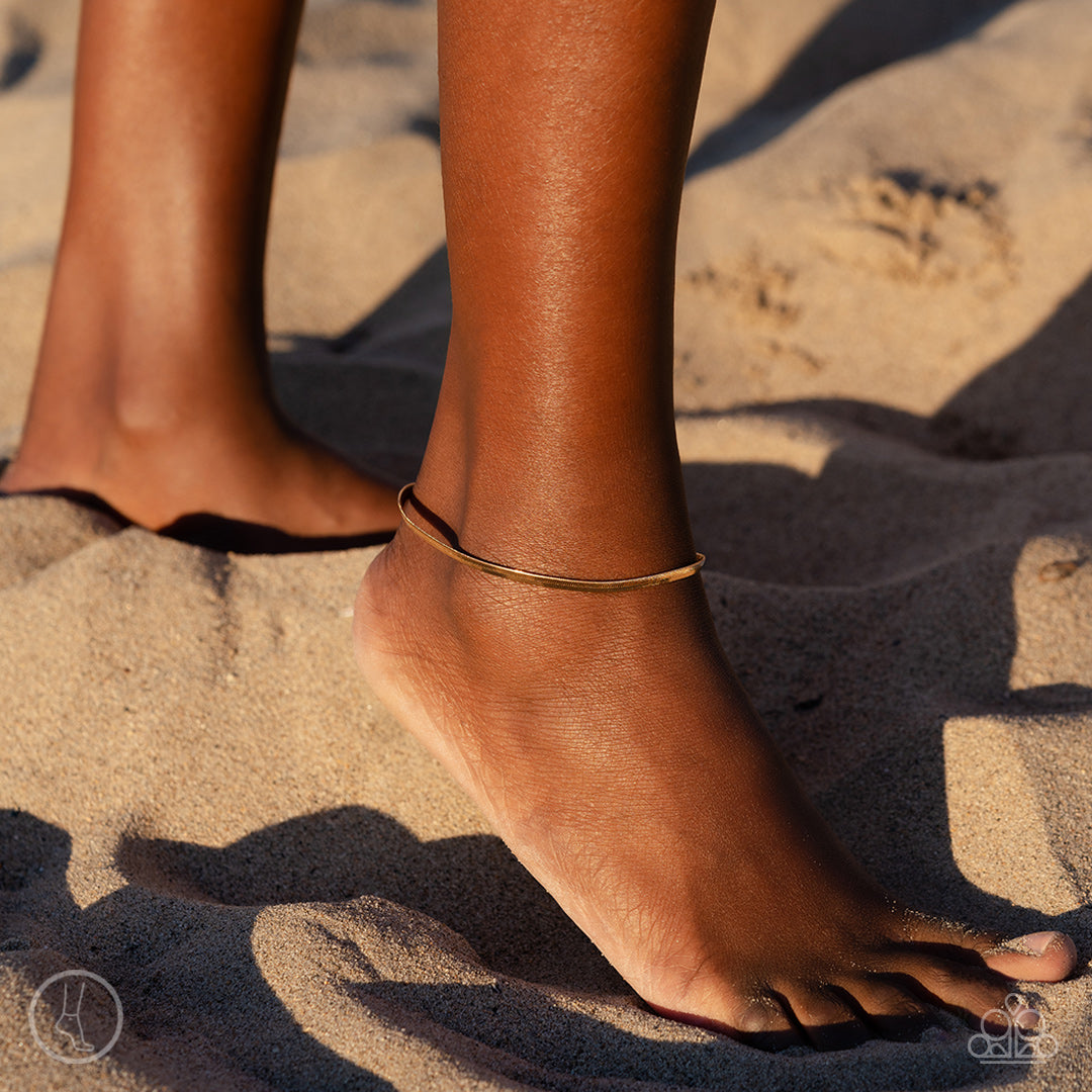 Tan Lines - gold - Paparazzi anklet