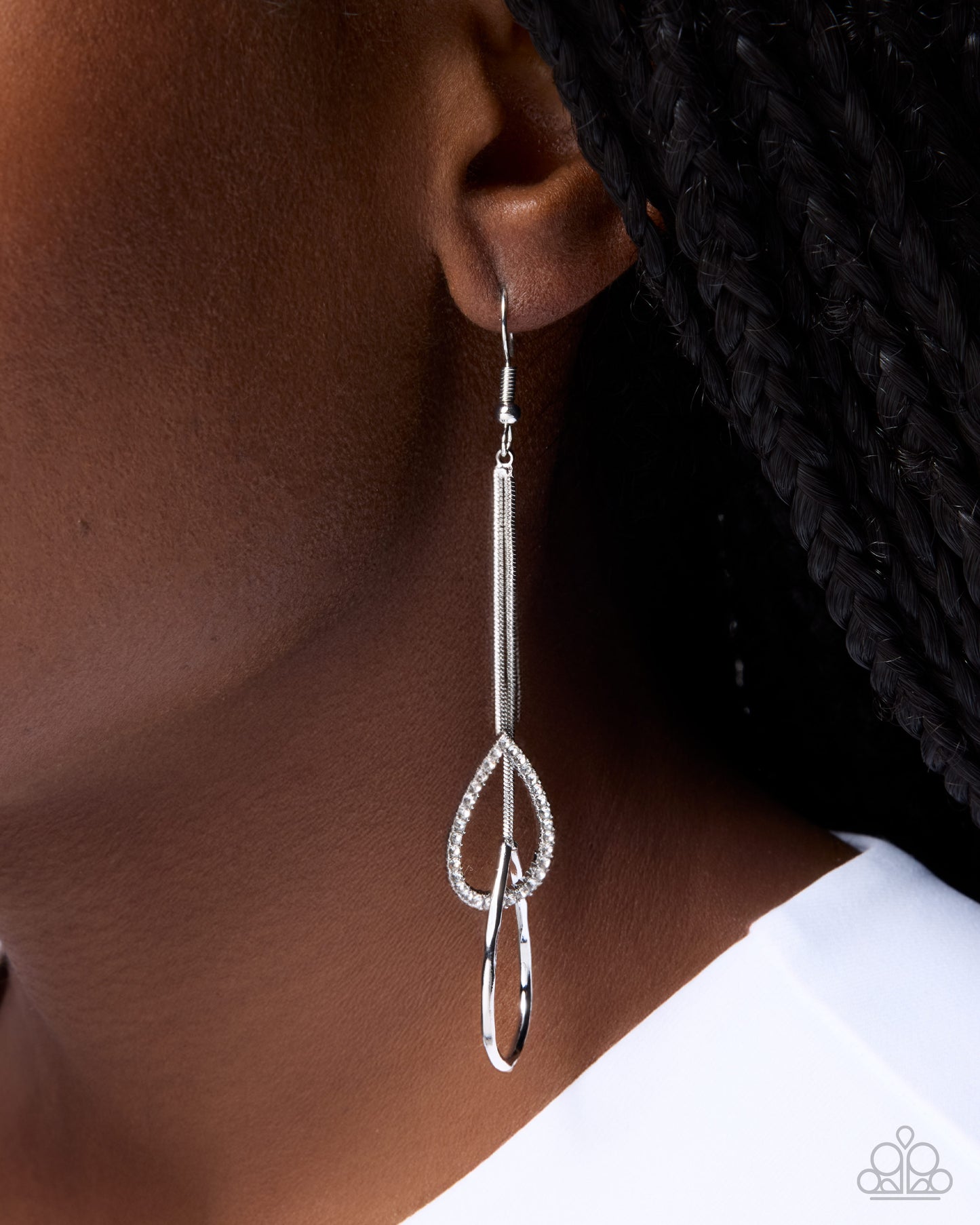 Teardrop Teacher - white - Paparazzi earrings